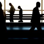 Jak poruszać się po lotnisku w Modlinie?